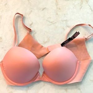 Victoria’s Secret Rose Push Up Bra 36B